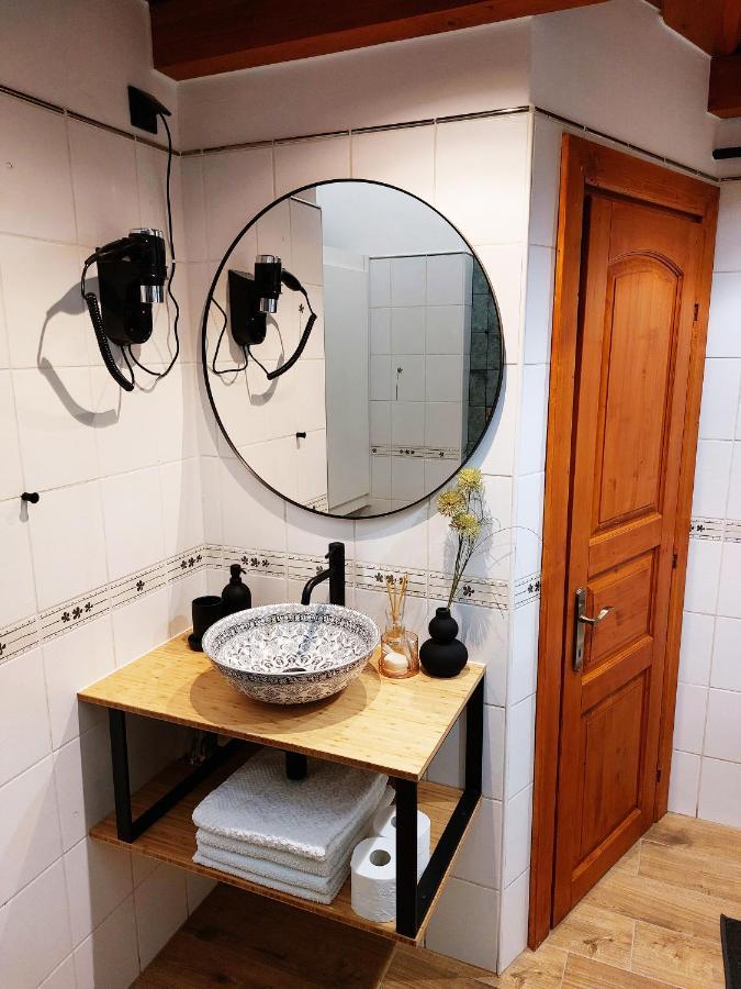 Square 16 Apartman - Absolutely Central Location With Self Check In Σζομπαθέλι Εξωτερικό φωτογραφία